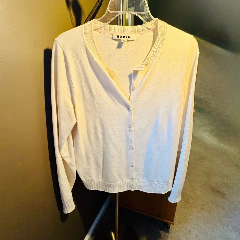 Emilia Cotton Crew Cardigan Warm Ivory NWOT - Picture 5 of 5